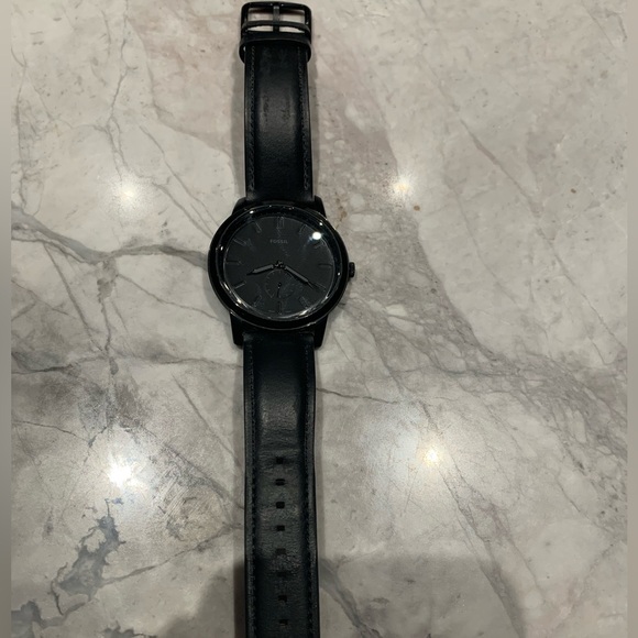 All Black Men’s Fossil Watch - Picture 1 of 3